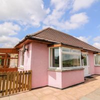 Tegfan Bungalow, Wales