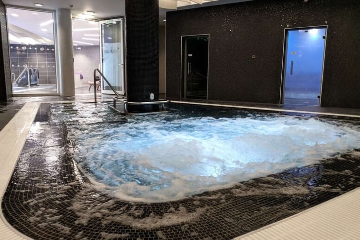 438160482 467188739301144 921207269370137192 n