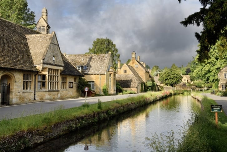 438163227 471935165493168 1855302994650557887 n