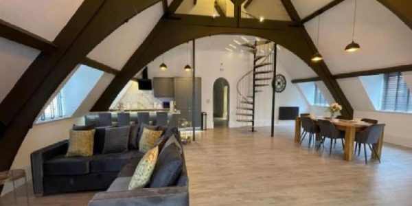 Central Luxurious Stylish Church Conversion, Blackpool
