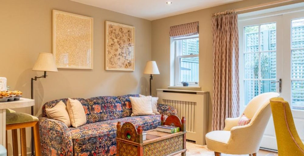 846032247