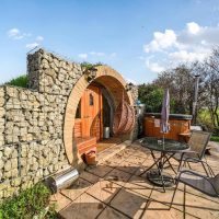 Cosy Escape Heated Luxury Pod, Sheerness