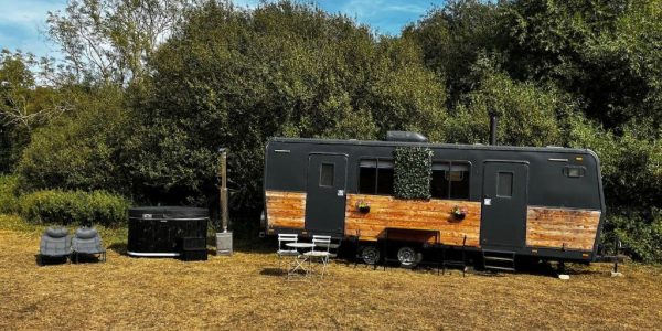 Beautifully Converted American Caravan, East Sussex