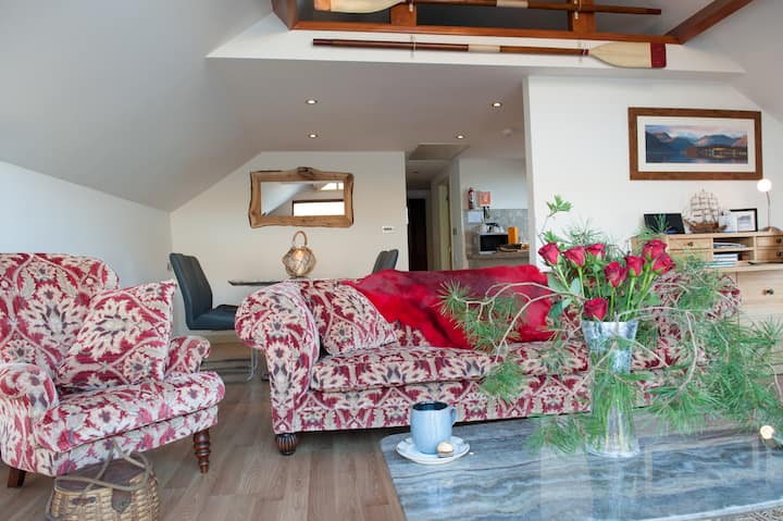 b98a2350 3e97 4bcc 8647 f644a40c2ffa