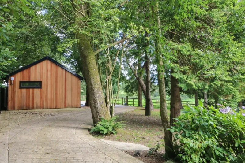 hero sc 1692777870 1139271 12