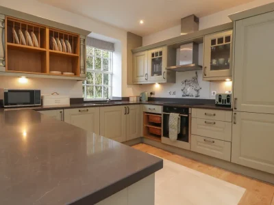 hero sc 1711463898 1153195 7