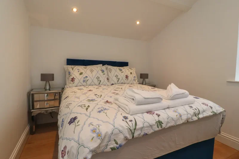 hero sc 1711463899 1153195 9