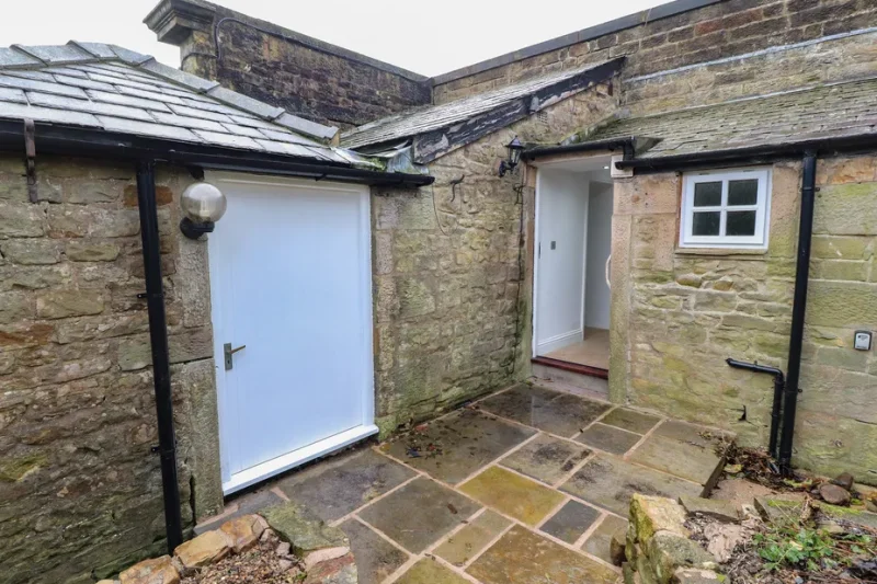 hero sc 1711463902 1153195 13