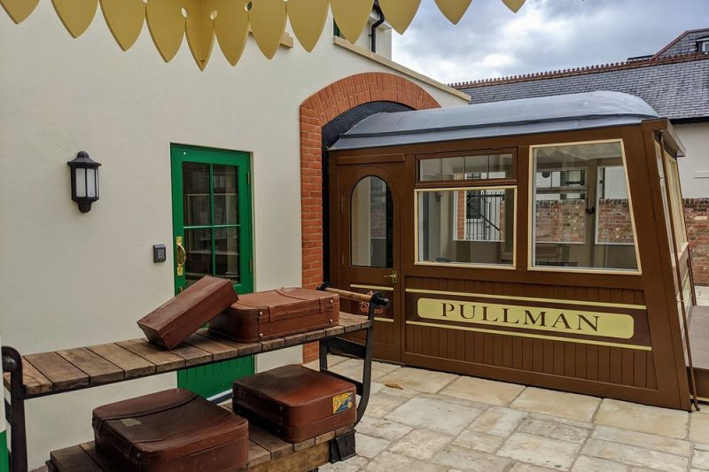 hotel courtyard and pullman
