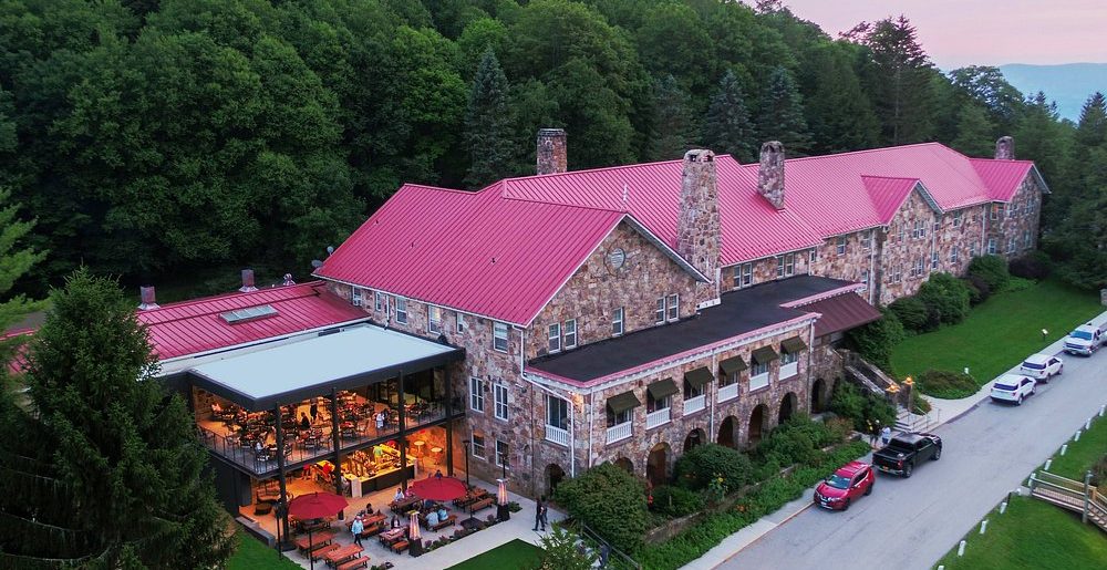 mountain lake lodge main