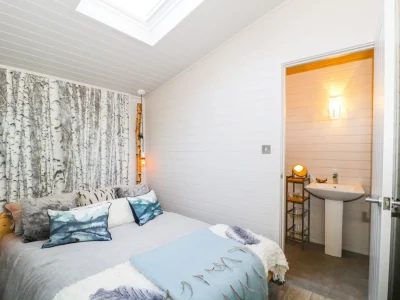 sc 15154142525864 973959 03